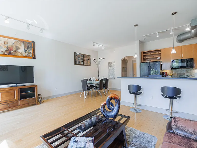 1901 Post Oak Blvd #3109 — Photo 12