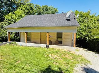 3004 Cane Ridge Rd, Paris, KY 40361