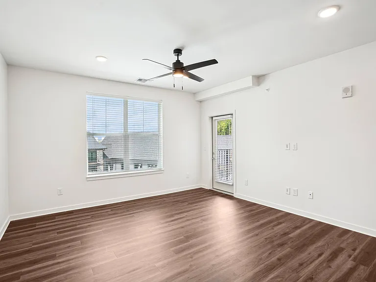 The Pullman Luxury Apartments — Photo 83