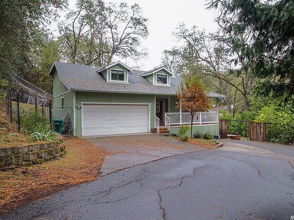 2nd image of 2805 Bud Ln