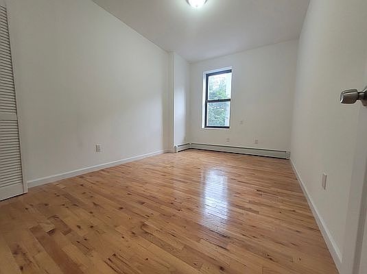 5th image of 1285 Nostrand Ave #4