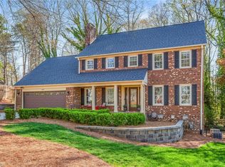 4530 Oak Hollow Dr, High Point, NC 27265