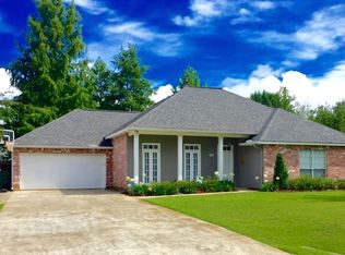 245 Woodcrest Dr, Covington, LA 70433