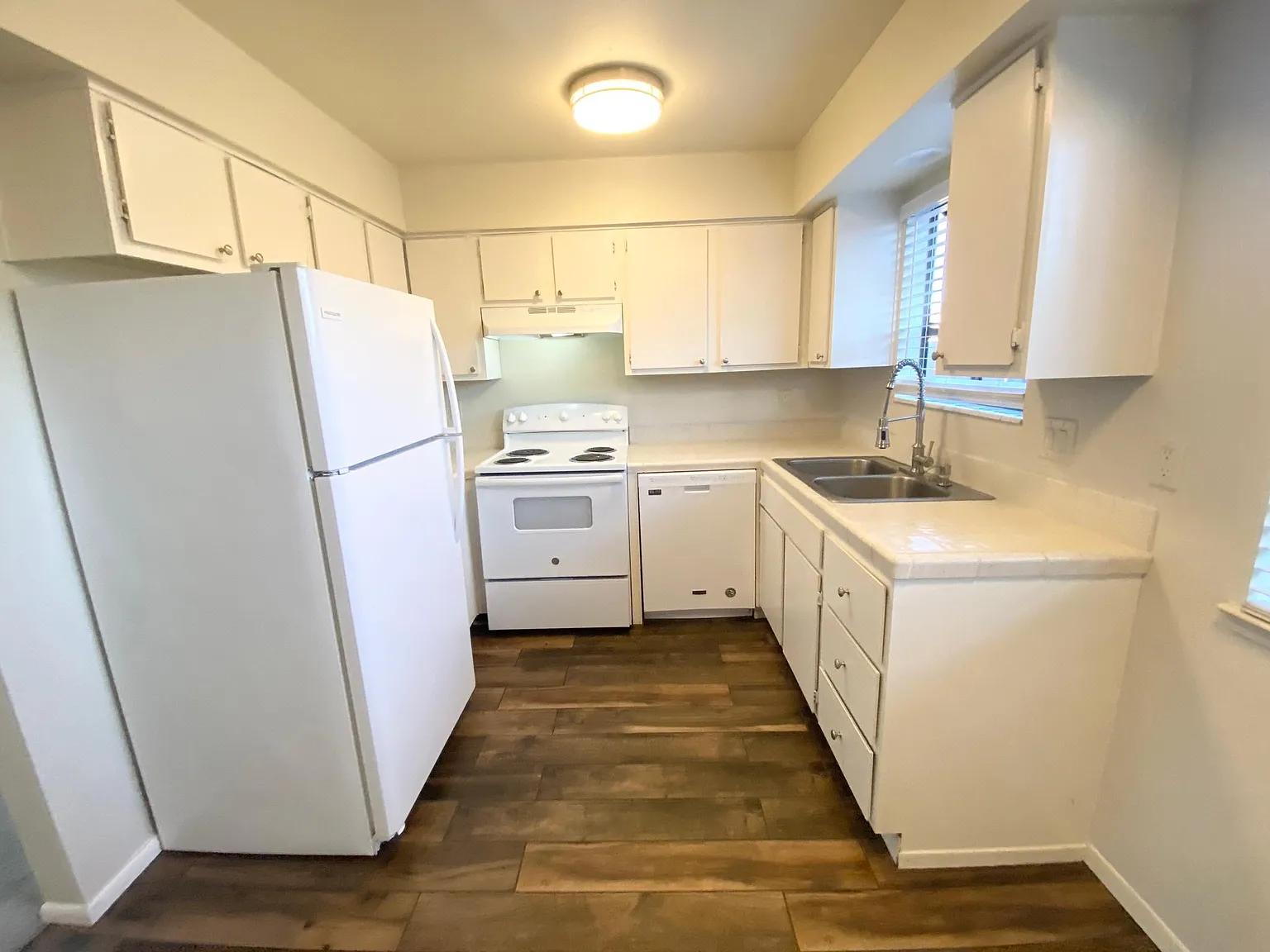 1 bed, 610 sqft, $1,195 — Photo 1