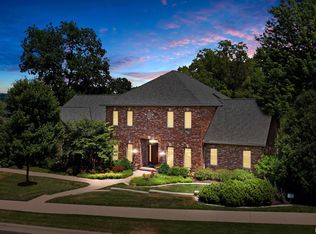 813 W Savanna Ct, Dunlap, IL 61525