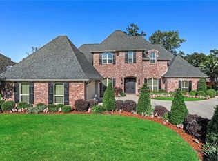 363 Sandalwood Dr, Mandeville, LA 70448