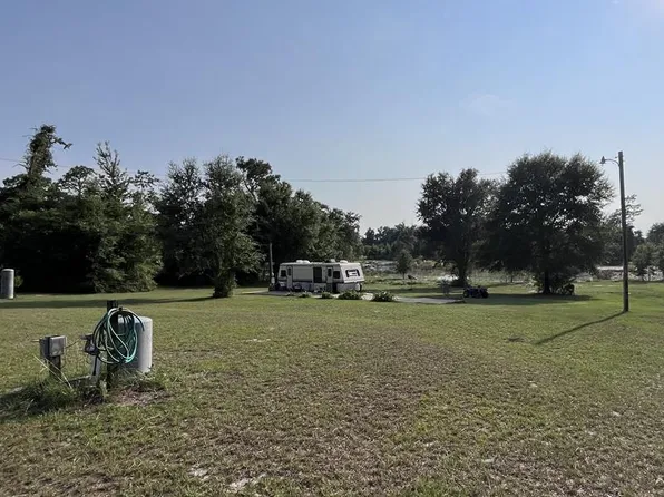 7782 Spring Creek Dr, Donalsonville, GA 39845