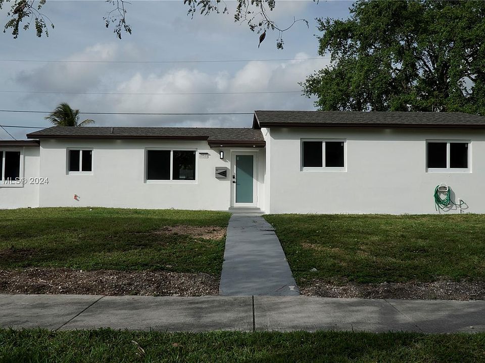 1st image of 10511 Caribbean Blvd