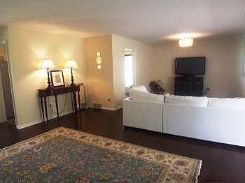 5th image of 26775 Elmwood Dr