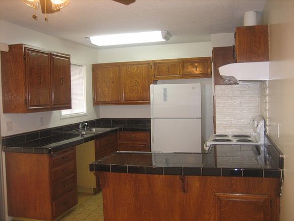 4th image of 3115 Durant Ave
