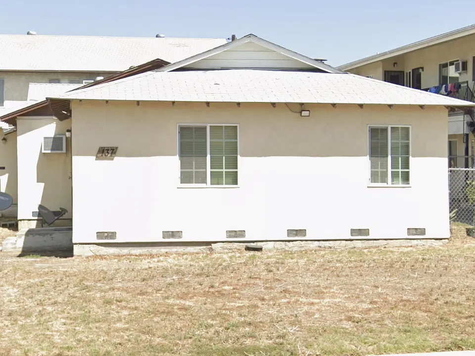 127 Orange Grove Ave #1