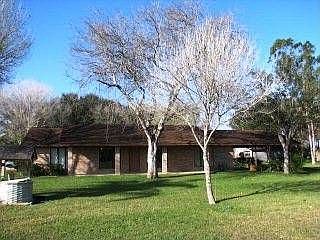 2nd image of 15111 Russell Ct
