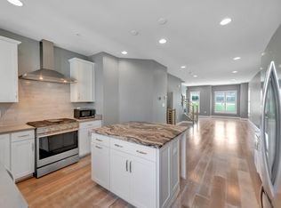 846 Thompson Cres, Rockville, MD 20852
