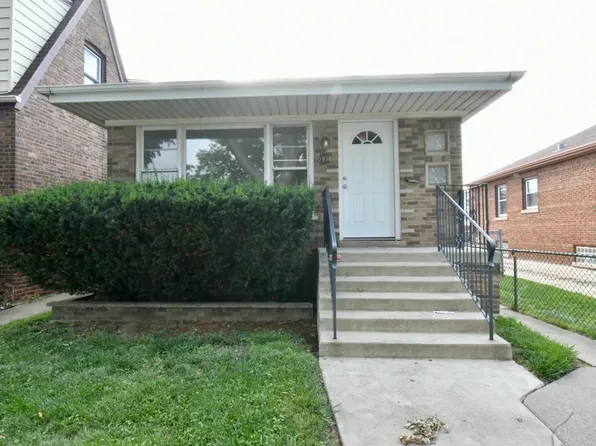 10938 S Avenue J, Chicago, IL 60617