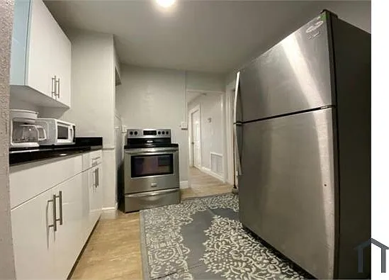 5830 NW 21st Ave — Photo 7