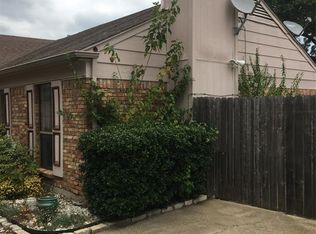 2304 Woodhollow Ave, Mesquite, TX 75150