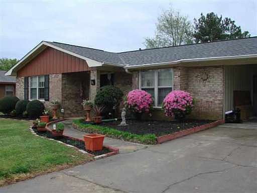 3rd image of 94 Gawin Dr