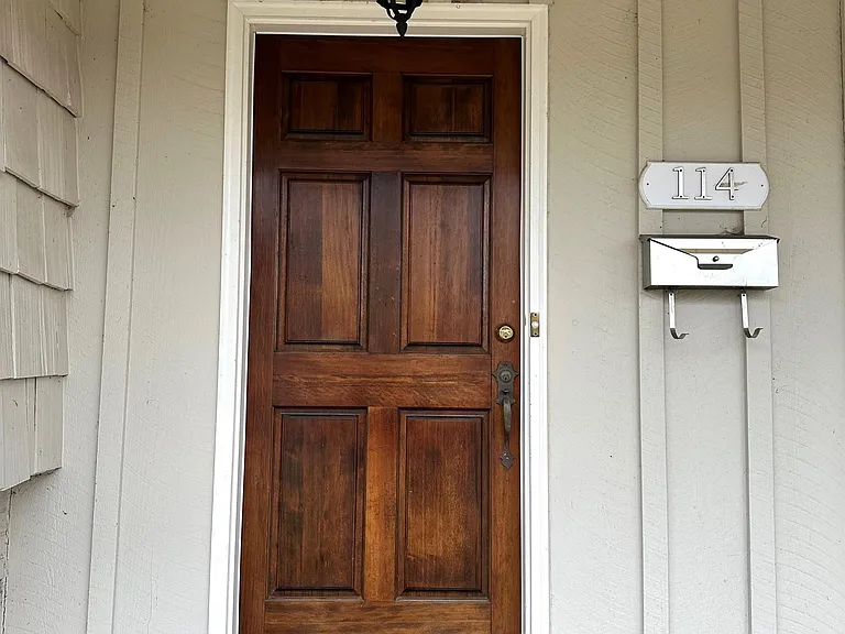 114 Scofield Rd — Photo 3