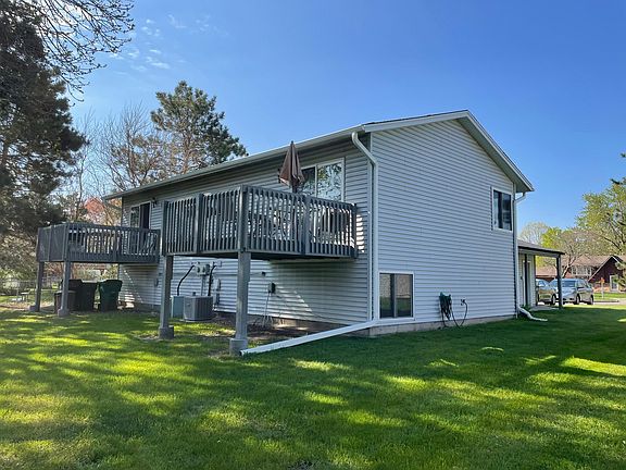 4th image of 8244 Douglas Cir N