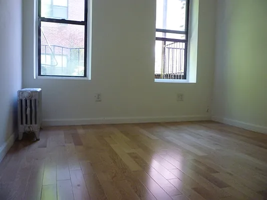 Rented by DSA Realty | media 34