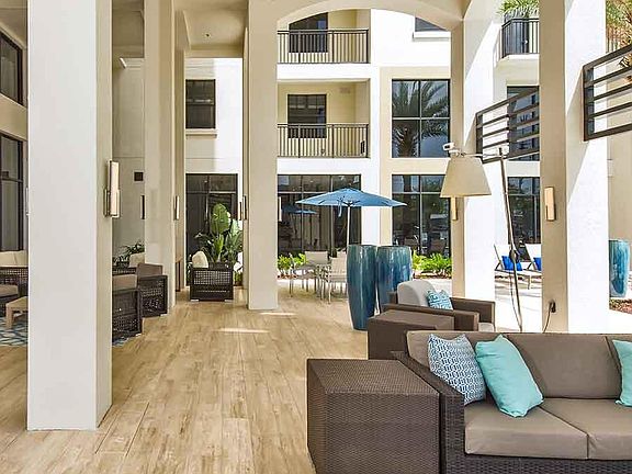 4th image of 322 Bayshore Blvd