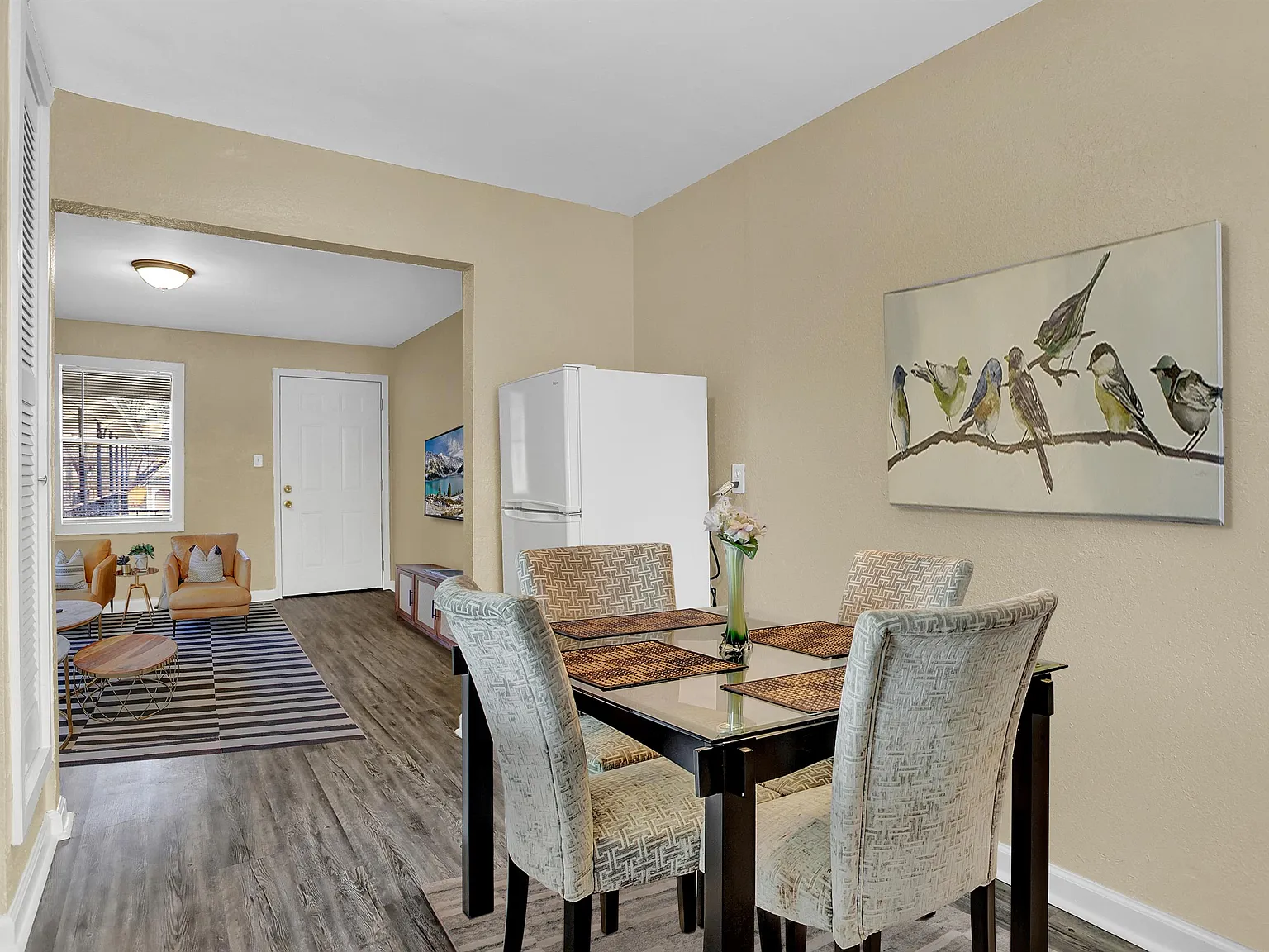 693 Looney Avenue - 8 — Photo 3