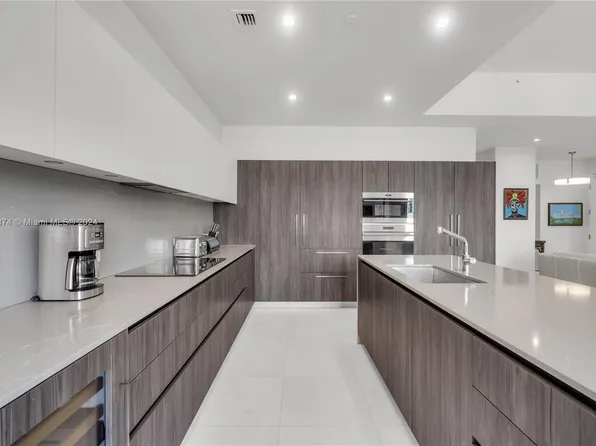 275 Giralda Ave Unit 6C, Coral Gables, FL 33134