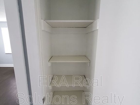 4th image of 3636 Seabrook Ave Unit C