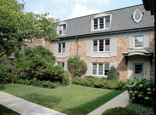 1927 Sherman Ave APT 2N, Evanston, IL 60201