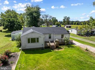 5533 Beach Rd, Midland, VA 22728