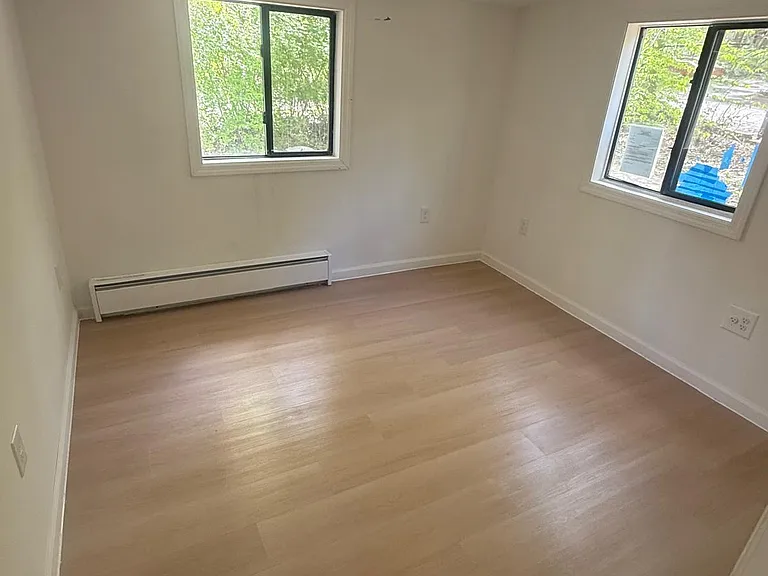 14 Woodland Cir S — Photo 6
