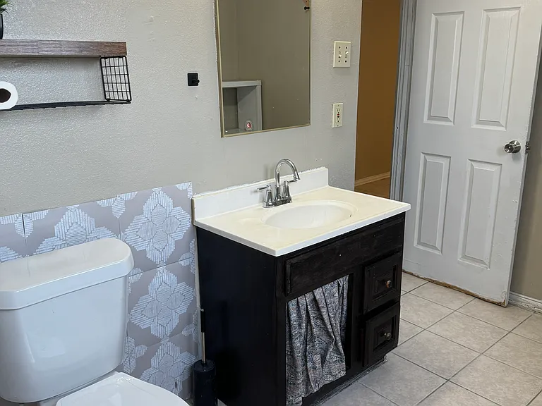1805 San Agustin Ave #A — Photo 10
