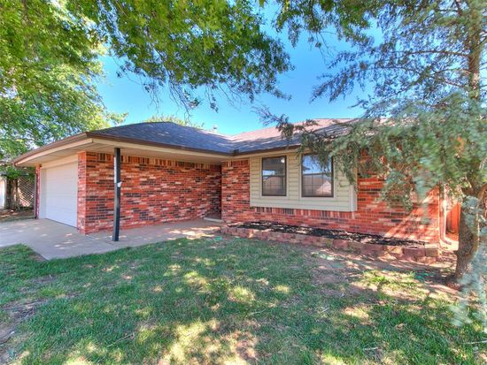 12501 SW 4th St, Yukon, OK 73099