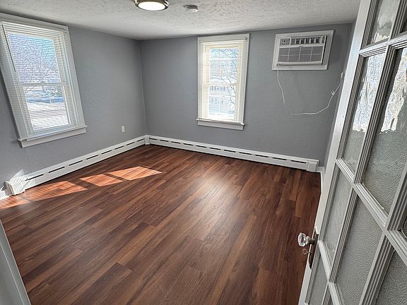 3rd image of 140 E Church St #6