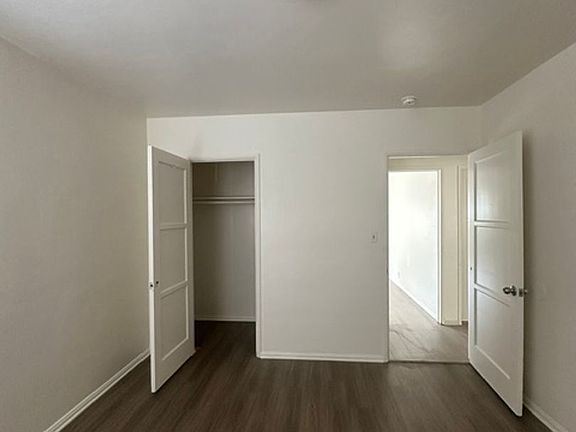5th image of 104 S 6th St APT C