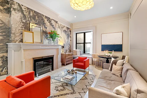 Sold by Compass | media 1