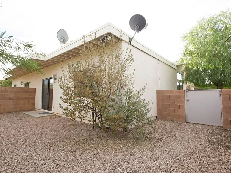 3716 N. Mountain Ave. — Photo 10