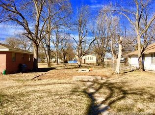 504 W 2nd St, Ada, OK 74820
