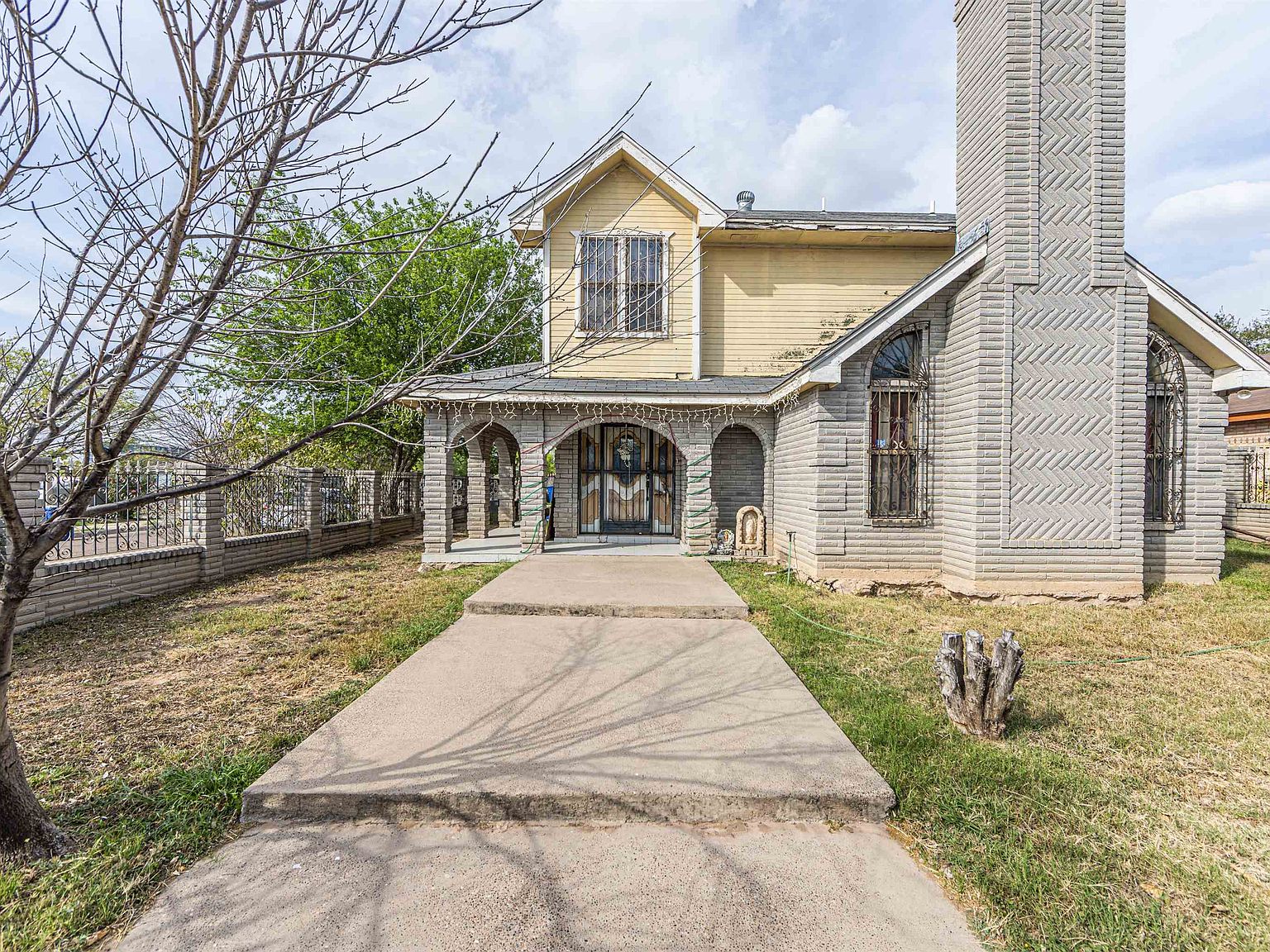 102 Prada Machin Dr, Laredo, TX 78046 | MLS #20230858 | Zillow