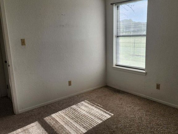 2nd image of 339 County Road 45900