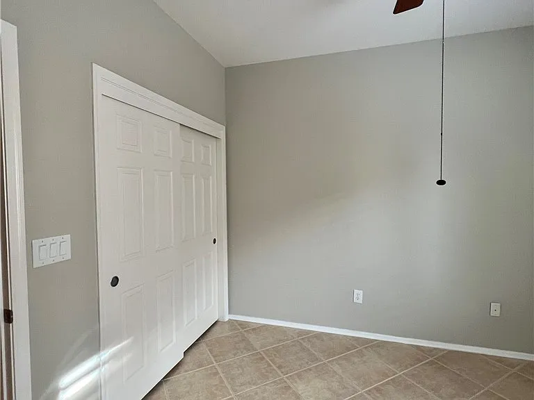 2460 Calvert City Dr — Photo 8
