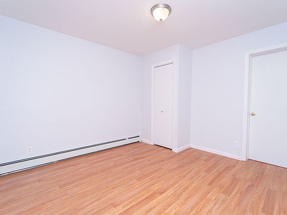 5th image of 25-37 38th St #1