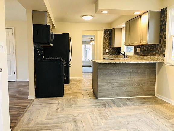 5th image of 4583 Pepper Ct