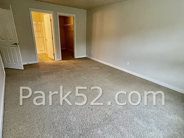 1851 McNeil Cir — Photo 11