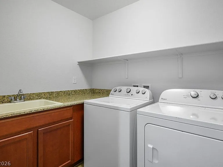 4032 Little Bay Ave — Photo 11