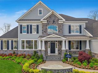 4 Patrick Ln, Valhalla, NY 10595