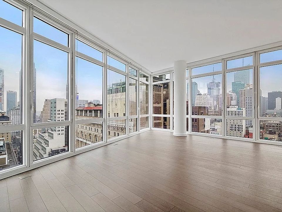 1st image of 42 W 33rd St #25B