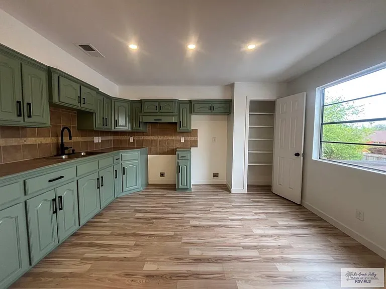4883 Camino Verde Dr — Photo 7