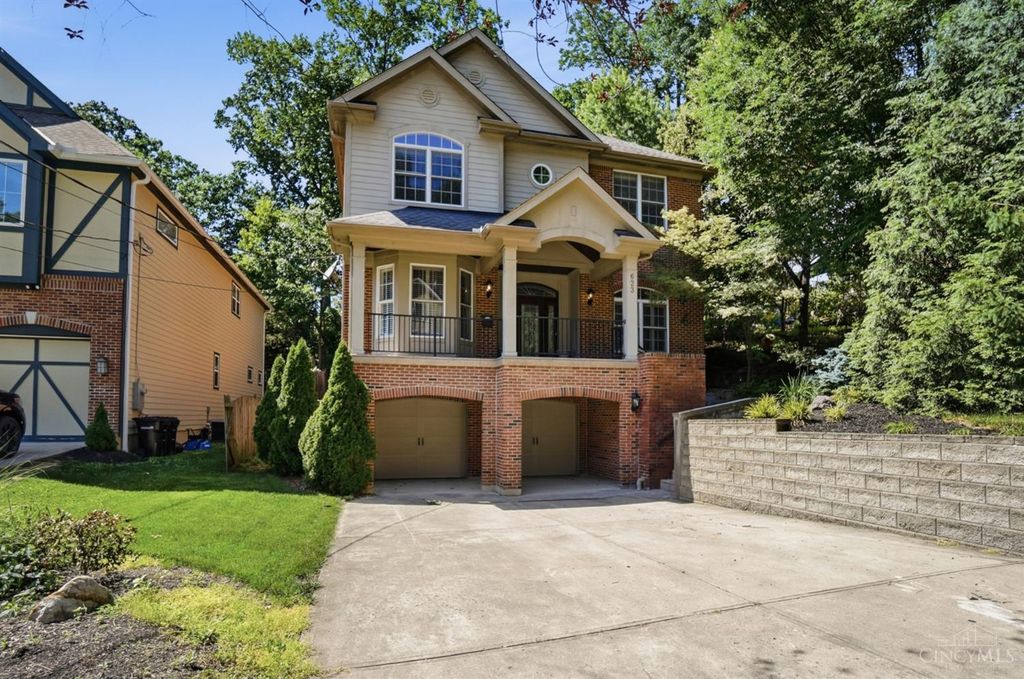 623 Rushton Rd, Cincinnati, OH