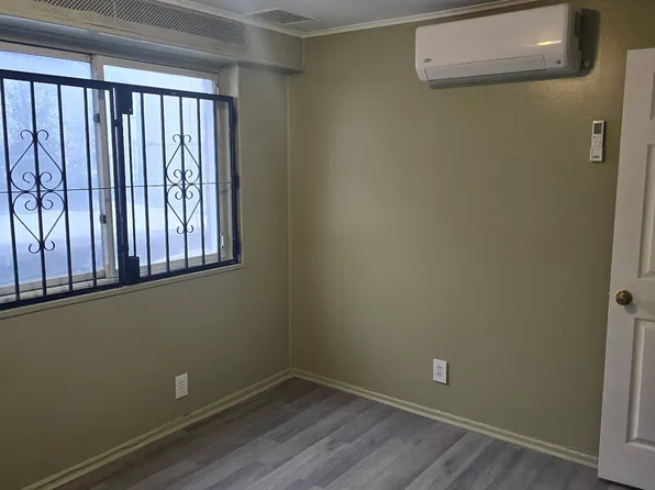 124-20 155th St #1, Jamaica, NY 11434